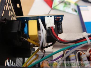 圖1:在電子系統(tǒng)設計中干擾情況