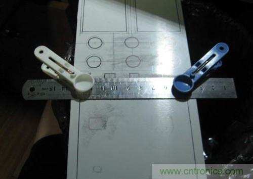 可調(diào)電源DIY:開(kāi)槽