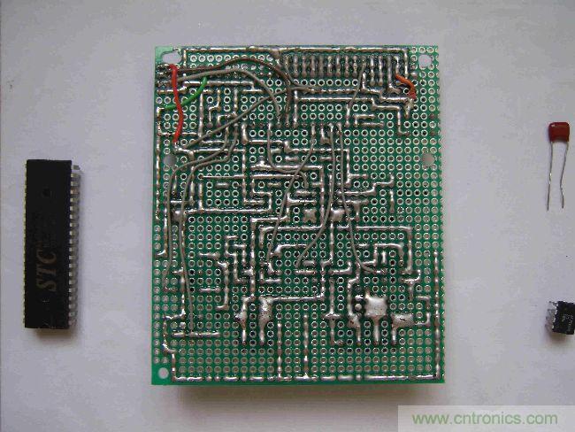 DIY集電容、電感和頻率為一體的測量儀器