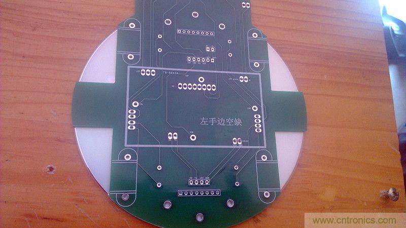 牛人力作！PCB版藍(lán)牙智能小車DIY