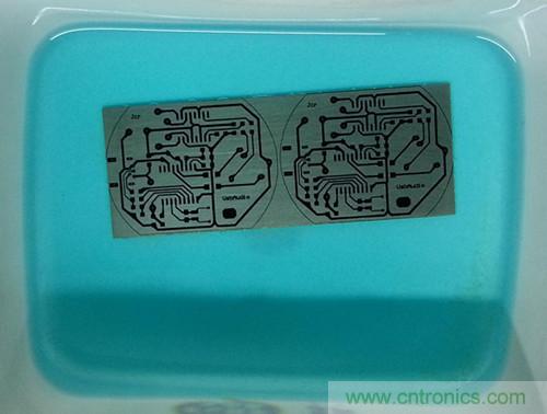 不足10元！低成本DIY便攜USB音箱
