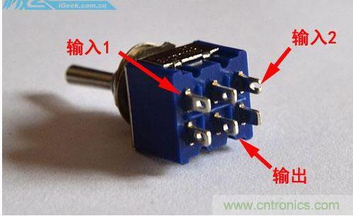 DIY：自制超炫音頻分配器，實(shí)現(xiàn)音箱共用