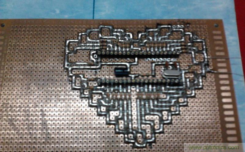 三八節(jié)將至！DIY心形LED流水燈！你們懂的~