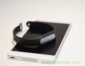 小米手環(huán)光感版體驗：便宜實惠，功能尚可