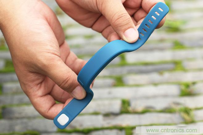 咕咚智能手環(huán)2上手評測：功能齊全，細節(jié)欠缺