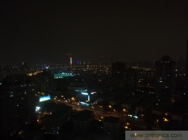 新旗艦Mate 8全評測：橫空出世！能否延續(xù)一機(jī)難求？