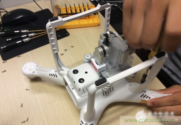 真飛機(jī)拆不著，那就來拆拆無人機(jī)&ldquo;鼻祖&rdquo;大疆吧！