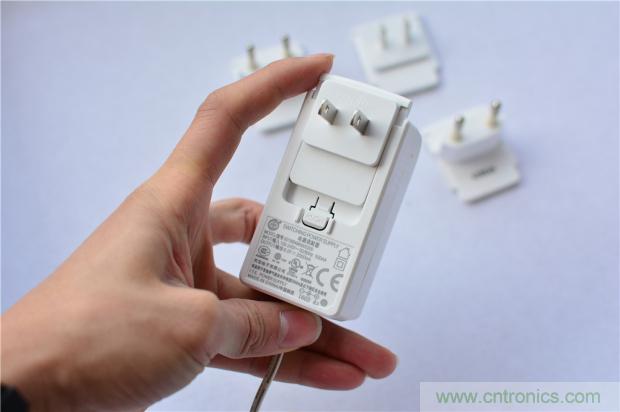 這個(gè)枕頭不僅能挽救睡眠還能挽救婚姻！