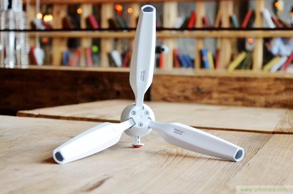 逼格滿(mǎn)滿(mǎn)的相機(jī)便攜三腳架，三足鼎立才安全