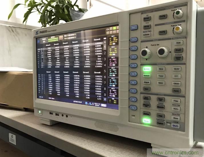 &ldquo;瘋7&rdquo;手機(jī)充電實(shí)測(cè)：為何沿用傳統(tǒng)充電模式？