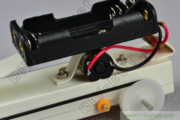 買不起就自己DIY一個(gè)四驅(qū)車&ldquo;速行者&rdquo;