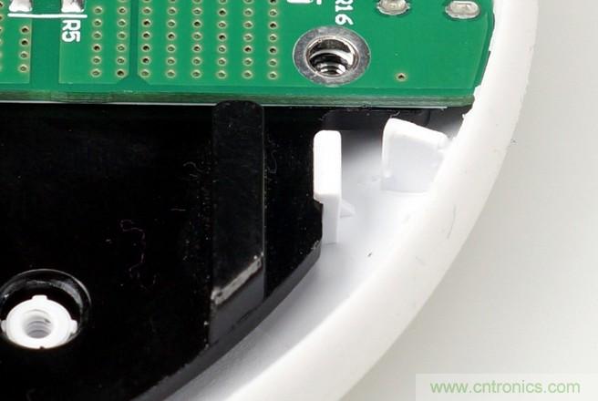 拆解對(duì)比：系出同門，小米、紫米無(wú)線充電器的差別有多大？