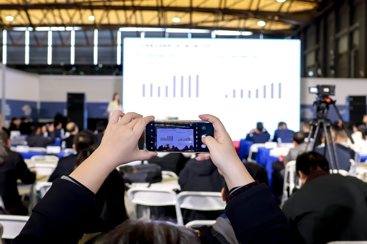 中國(guó)電子展組委會(huì)聯(lián)袂電子制造產(chǎn)業(yè)聯(lián)盟：四地探企，智啟新程